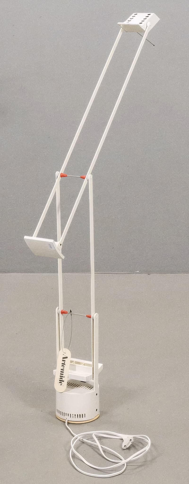 Tizio Lamp - image 4